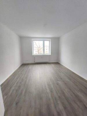 3 Gehminuten von der nächsten Straßenhaltestelle entfernt.. – 39112 Magdeburg – Vorschaubild 5