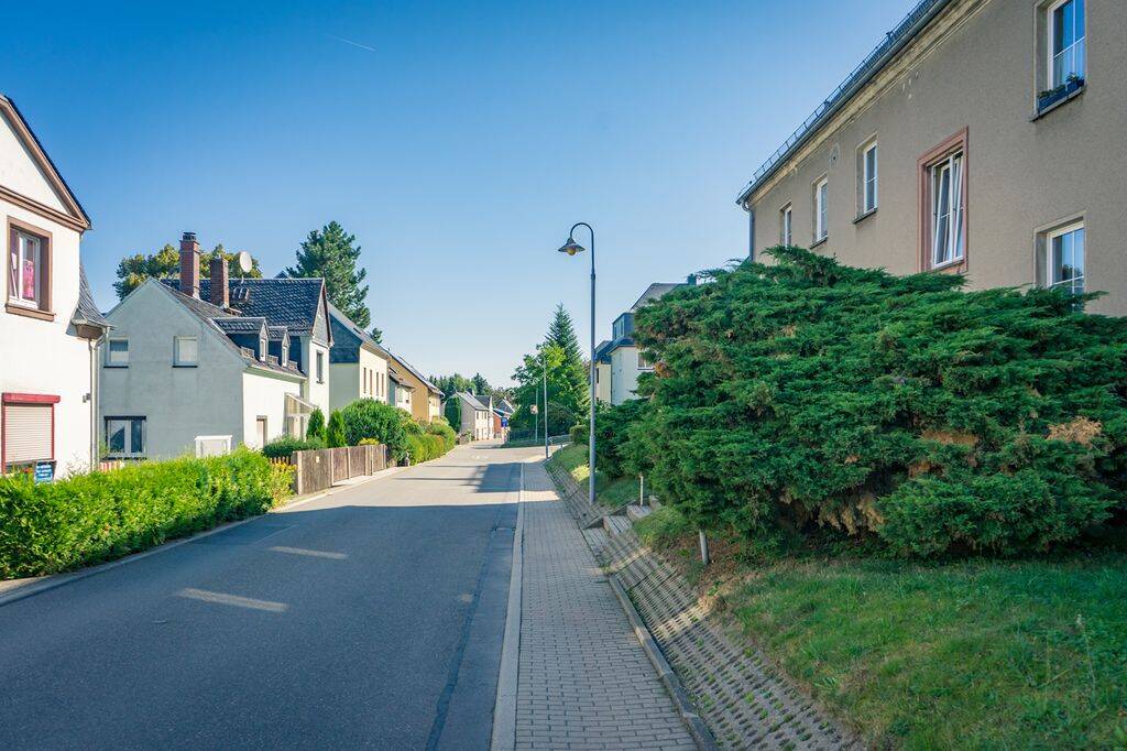 Ruhig gelegenes Familienwohnung mit Einbauküche – Chemnitz – Vorschaubild 6