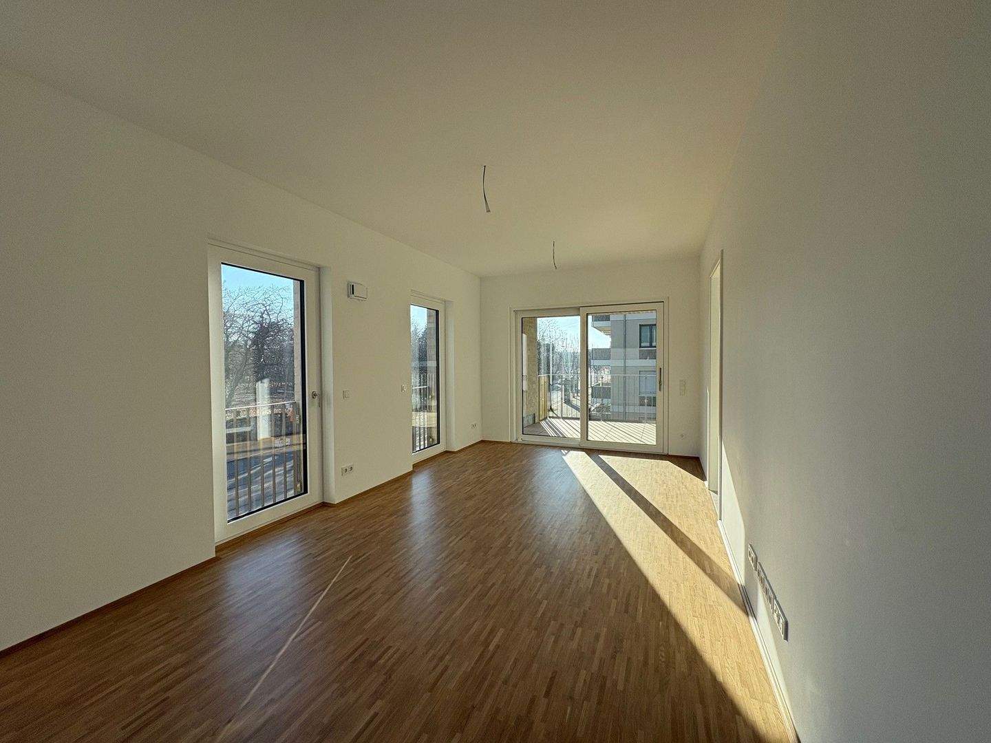 * Erstbezug HafenCity - moderne 4 Raumwohnung mit großer Loggia und schönem Blick * – Dresden – Vorschaubild 4