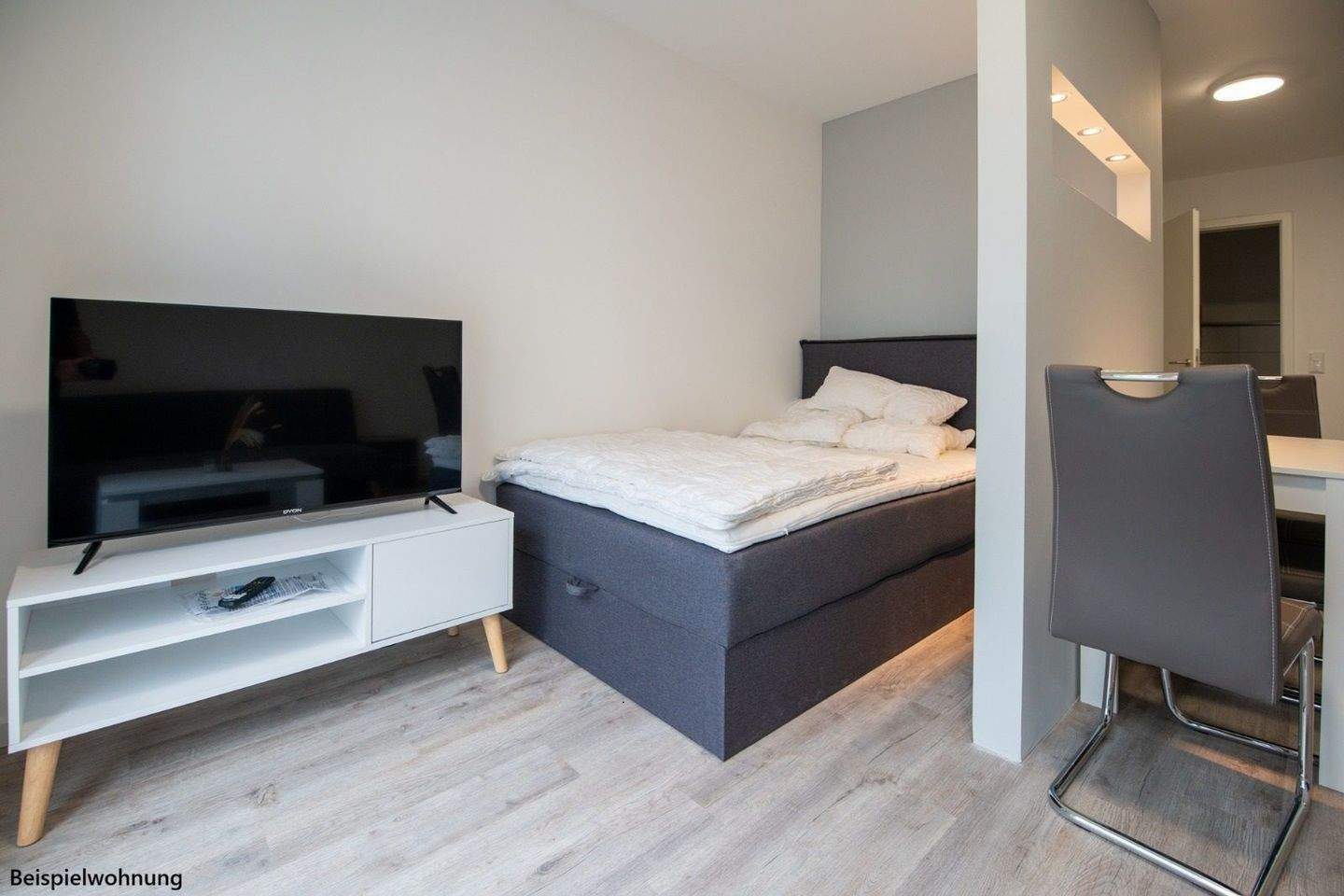 Moderne, möblierte 1-Zimmer-Wohnung mit Balkon & TG-Stellplatz – Düsseldorf – Vorschaubild 4