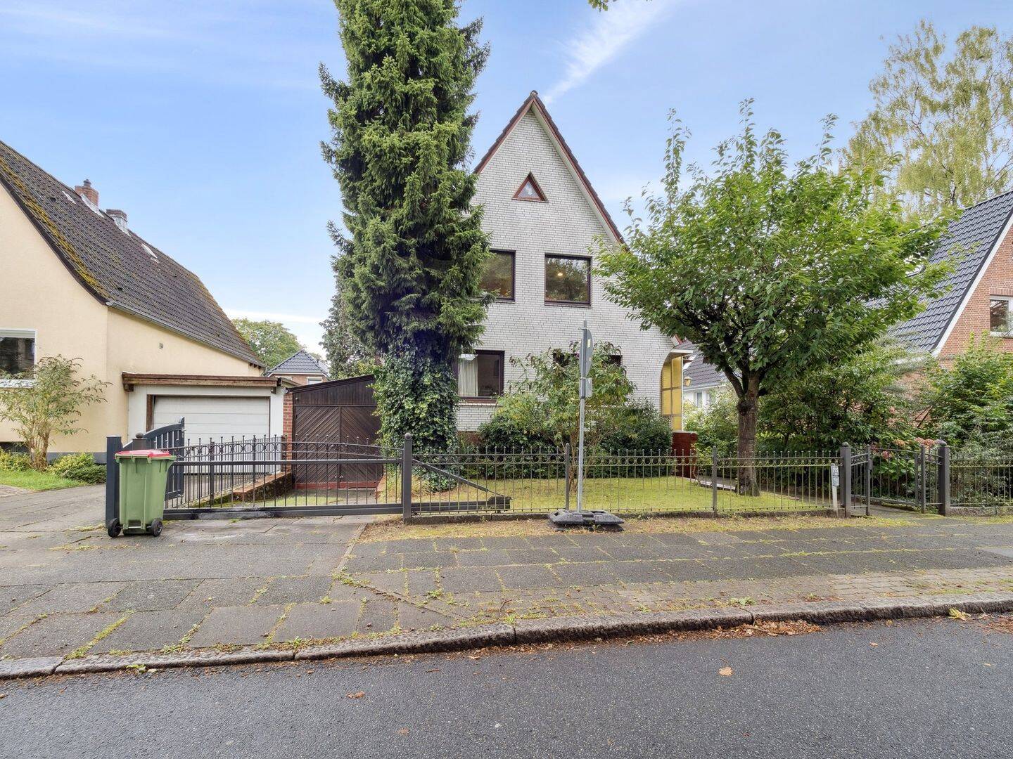 !!! NUR noch Warteliste !!! Sanierungsbedürftiges Einfamilienhaus mit genehmigter Grundstückteilung – Hamburg – Vorschaubild 3