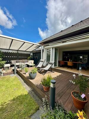 Möblierte Doppelhaushälfte voll möbliert mit Garten, Terrasse und Lounge in Hamburg-Schnelsen – befristet 3 bis 12 Monate