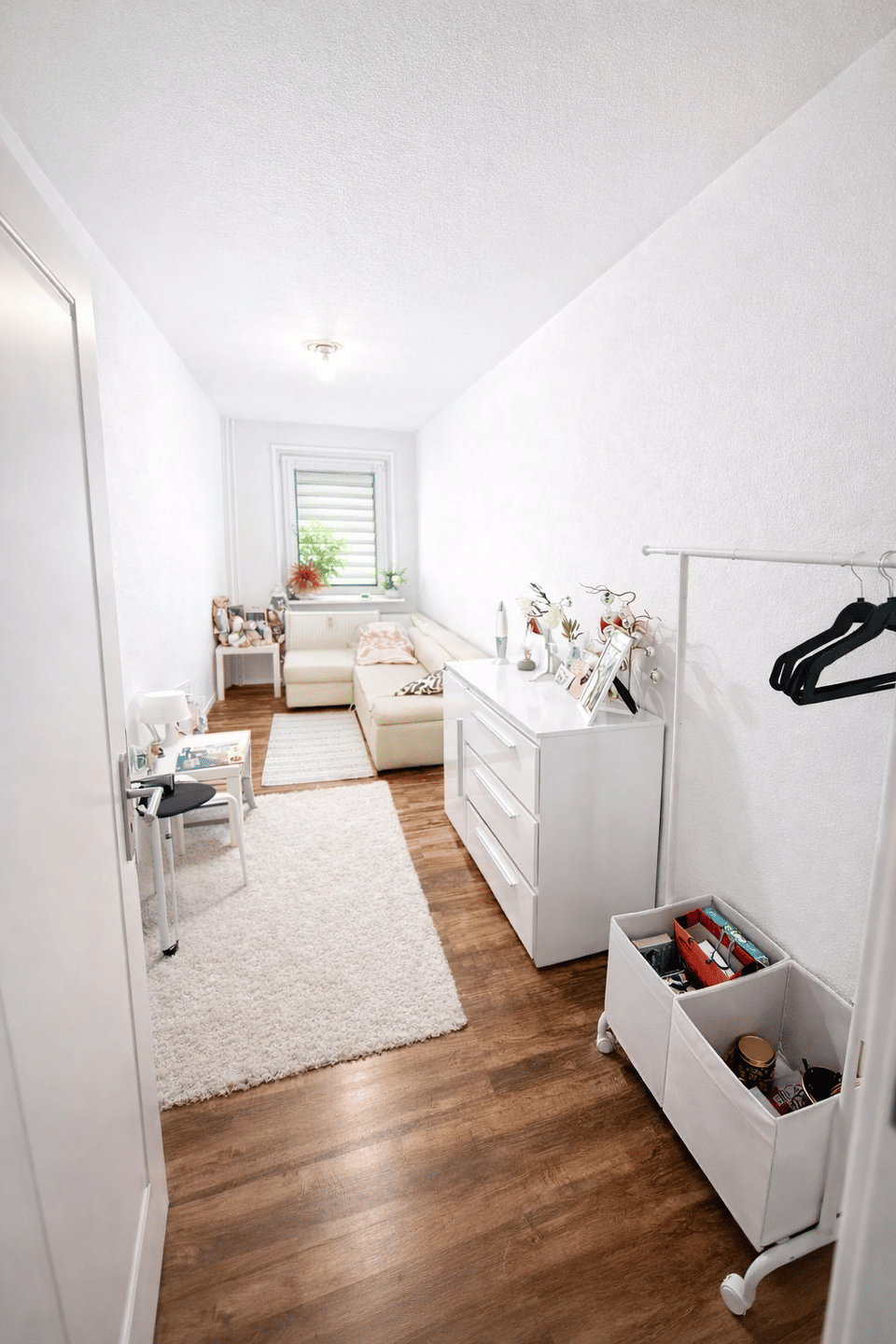 Großzügige 4-Zimmer-Wohnung mit Balkon in Neu-Hohenschönhausen – Berlin – Vorschaubild 9