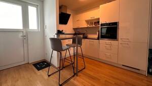 "Altersgerechter Wohnkomfort in bester Lage - 2,5 Zimmer, Aufzug, TG, edle Ausstattung & Garten" – 70567 Stuttgart – Vorschaubild 4