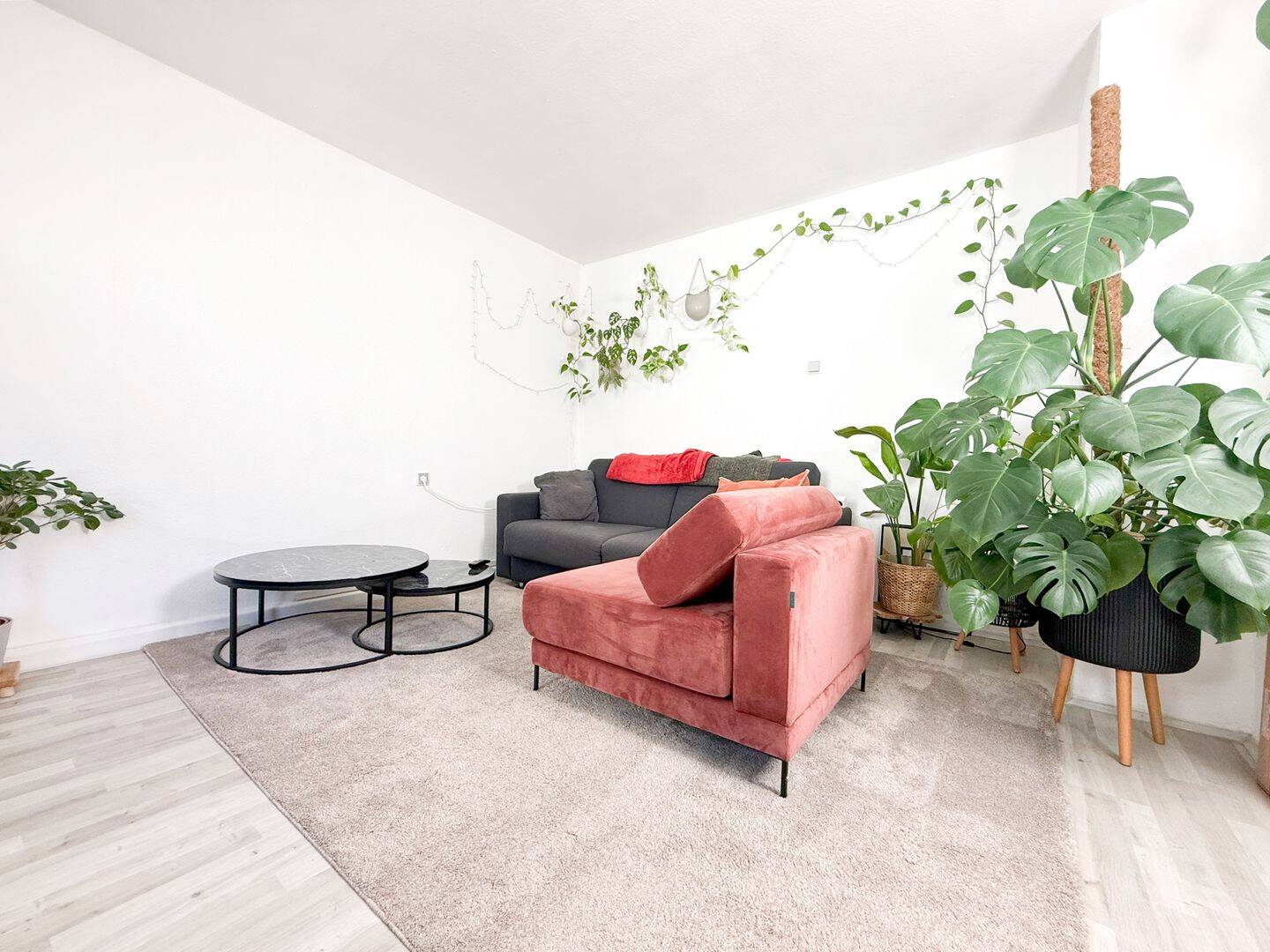 Top-Lage in Erlangen: 2-Zimmer-Wohnung mit bis zu 5 % Rendite und WG-Potenzial – Erlangen – Vorschaubild 3
