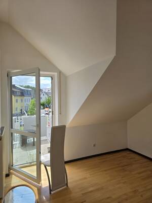 Geräumiges 4-Zimmer-Zuhause in Paderborn - ideal als Kapitalanlage! – 33098 Paderborn – Vorschaubild 2