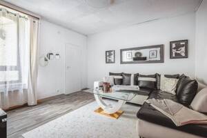Attraktives Mehrfamilienhaus mit 4 Wohneinheiten, Garage und Lagerhalle in Haaren – 52080 Aachen – Vorschaubild 8