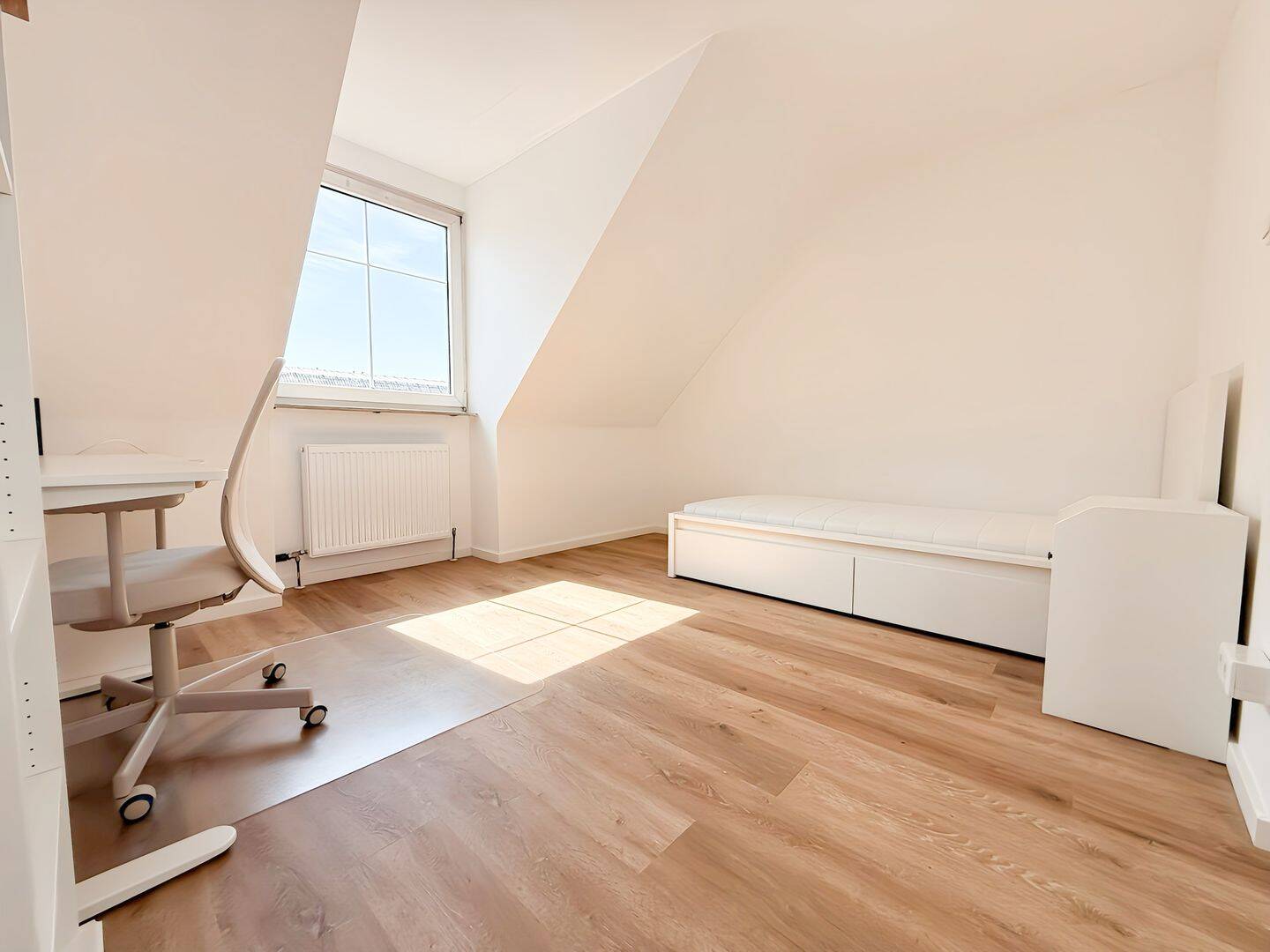 Modernes Studentenapartment in Erlangen - möbliert, renoviert, Renditepotenzial >5?% – Erlangen – Vorschaubild 2