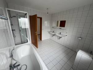 4 Zimmer Wohnung - Garage - Balkonterrasse – 89233 Neu-Ulm – Vorschaubild 7