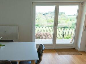 Große, möblierte 3,5-Zimmer-Wohnung bei Lindau mit Bergsicht und Stellplatz – 88131 Lindau (Bodensee) – Vorschaubild 4