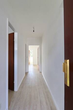 Freie 1,5 Zimmer Wohnung mit TG-Stellplatz in Hamburg-Eidelstedt – 22523 Hamburg – Vorschaubild 5