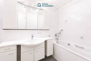 Helle 3-Zimmer Wohnung mit großem Balkon – 70619 Stuttgart – Vorschaubild 9