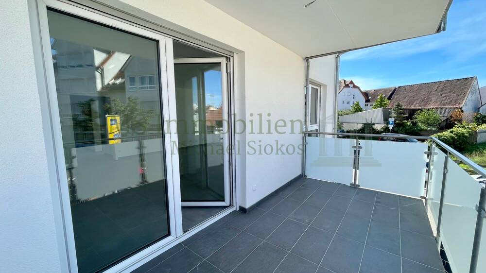 Exklusive Zweitbezug-Wohnung mit großzügigem Balkon und Tiefgaragenstellplätzen in Lampertheim