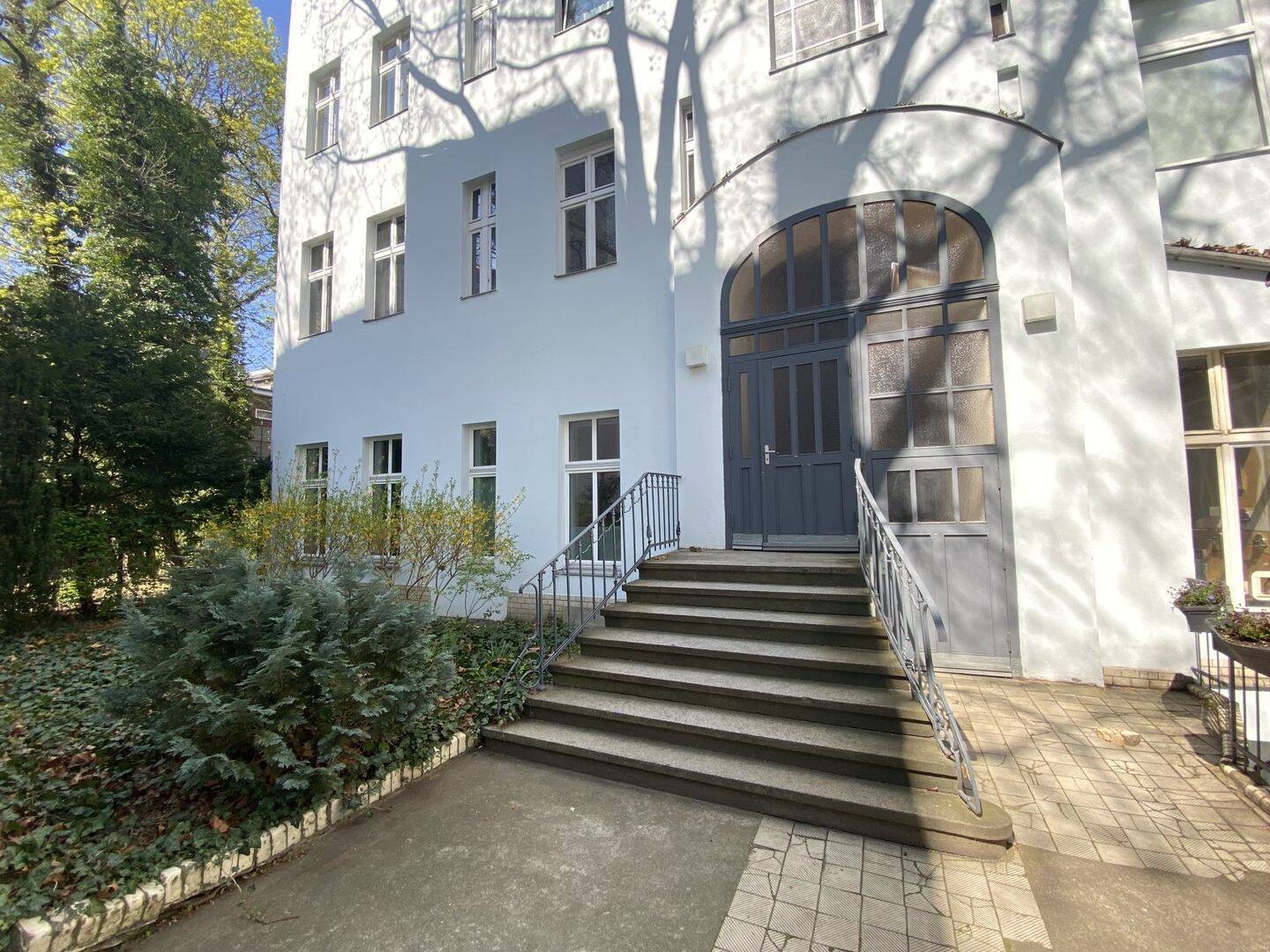 Gemütliche Altbauwohnung mit großzügigem Balkon in bester Lage von Schöneberg! – Berlin – Vorschaubild 2