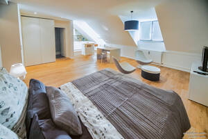 Welc(H)ome® by RIDA FLATS - CGN-City! All in plus! Internet + Balkon + Top Lage – 50670 Köln – Vorschaubild 1