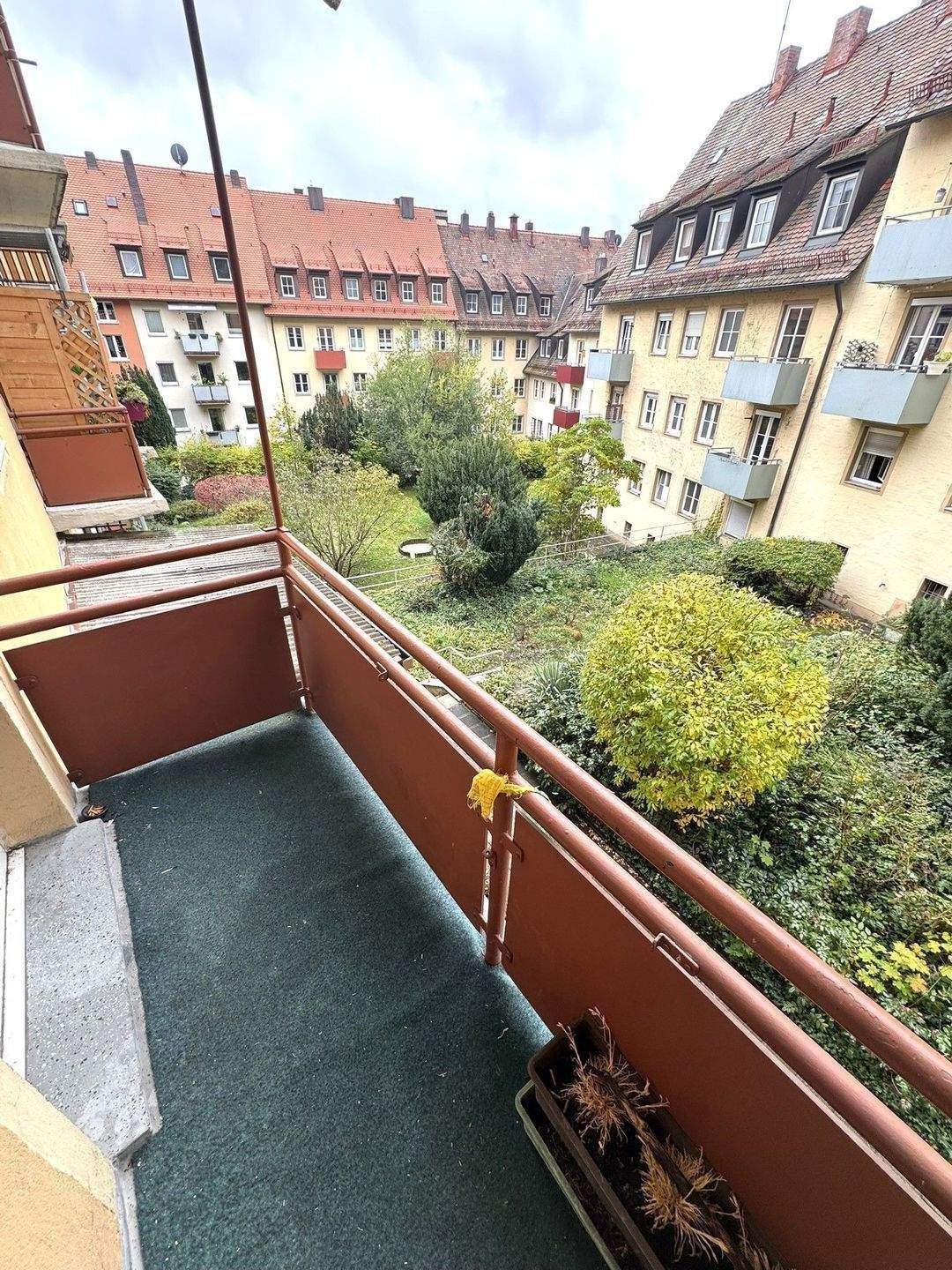 Toplage in Burgnähe: Perfekt für Eigennutzer & Vorsorgekäufer - provisionsfrei - – Nürnberg – Vorschaubild 4