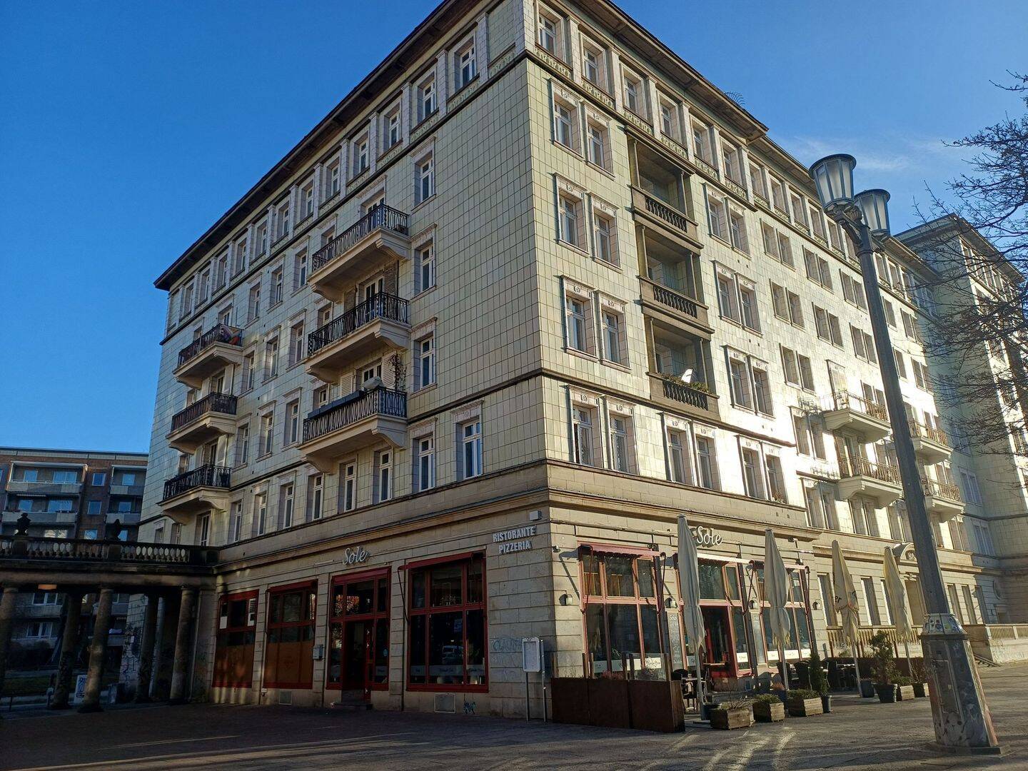 Helle und freistehende 3,5-Zimmer-Wohnung in zentraler Lage – Berlin – Vorschaubild 9