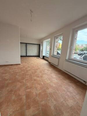 Wohnen & Arbeiten - renovierte 4-Zimmer-Wohnung mit kleiner Terrasse in der Fürther Nordstadt – 90765 Fürth – Vorschaubild 6