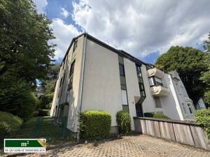 Attraktive Eigentumswohnung mit Balkon und Garage in ruhiger Wohnlage von Solingen!
