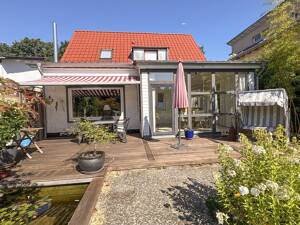 Umfangreich modernisiertes Einfamilienhaus mit Wintergarten und idyllischem Garten, Doppelcarport – 22549 Hamburg – Vorschaubild 2