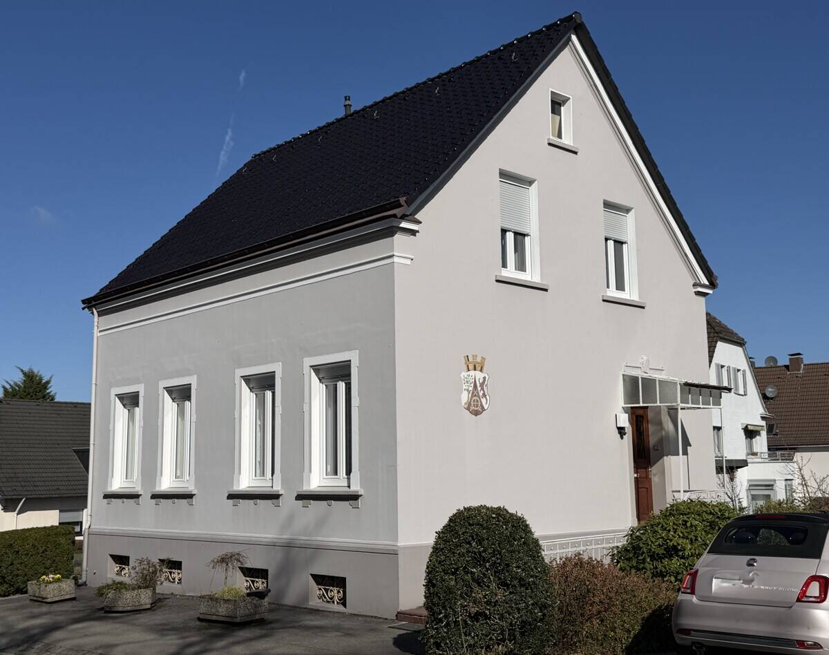 ++ Wohntraum für die ganze Familie: Großzügiges Zweifamilienhaus in Bestlage der Südstadt ++ – Solingen – Vorschaubild 4