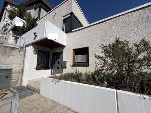 4 Zimmer mit Aussicht - Terrasse, Wärmepumpe, Garage und Stellplatz inklusive – 71549 Auenwald – Vorschaubild 2