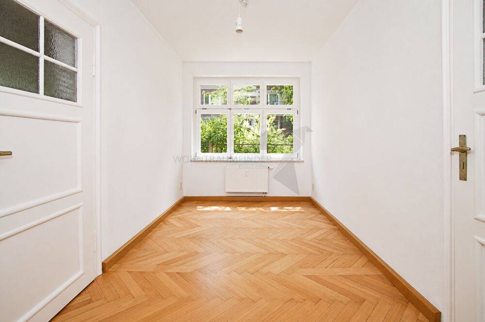 Wunderschöne, sanierte 3 Raum Altbau-Wohnung mit Balkon, Echtholzparket und großem Hausgarten – Chemnitz – Vorschaubild 7