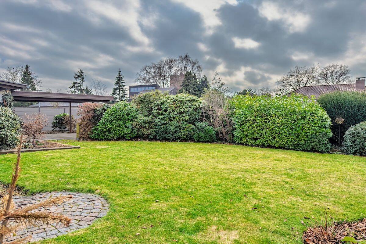 Zuhause im Grünen: Bungalow mit großem, sichtgeschützten Garten in Nordenham! – Nordenham – Vorschaubild 3