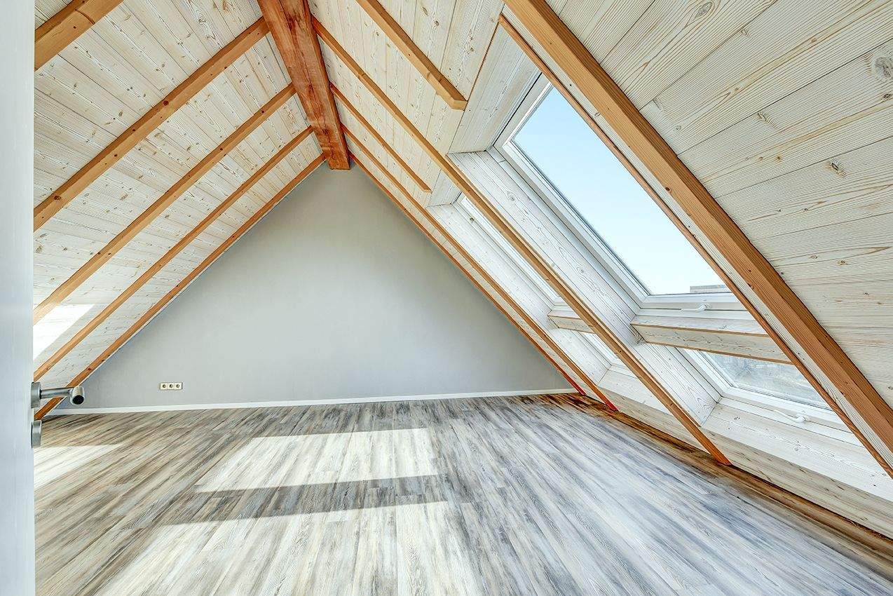 Maisonette mit Loftcharakter - außergewöhnliches Wohnen über den Dächern von Düsseldorf-Wersten – Düsseldorf – Vorschaubild 7