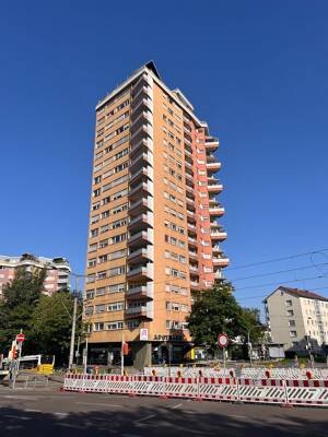 !!! Frisch renoviertes Maisonette-Juwel im Architekturdenkmal "Romeo" !!! – 70437 Stuttgart – Vorschaubild 2