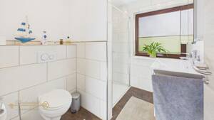 Bremen-Kirchhuchting . Top saniertes Reihenbungalow mit Garage – 28259 Bremen – Vorschaubild 6