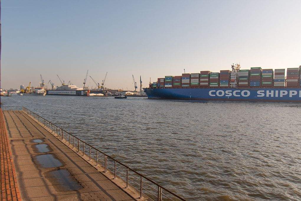 Exklusive Terrassenwohnung mit Hafen- & Elbblick! – Hamburg – Vorschaubild 2