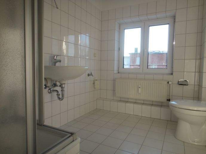 ~ 3-Zimmer-Wohnung in der Innenstadt, Paulsstadt mit Gartennutzung ~ – Schwerin – Vorschaubild 6