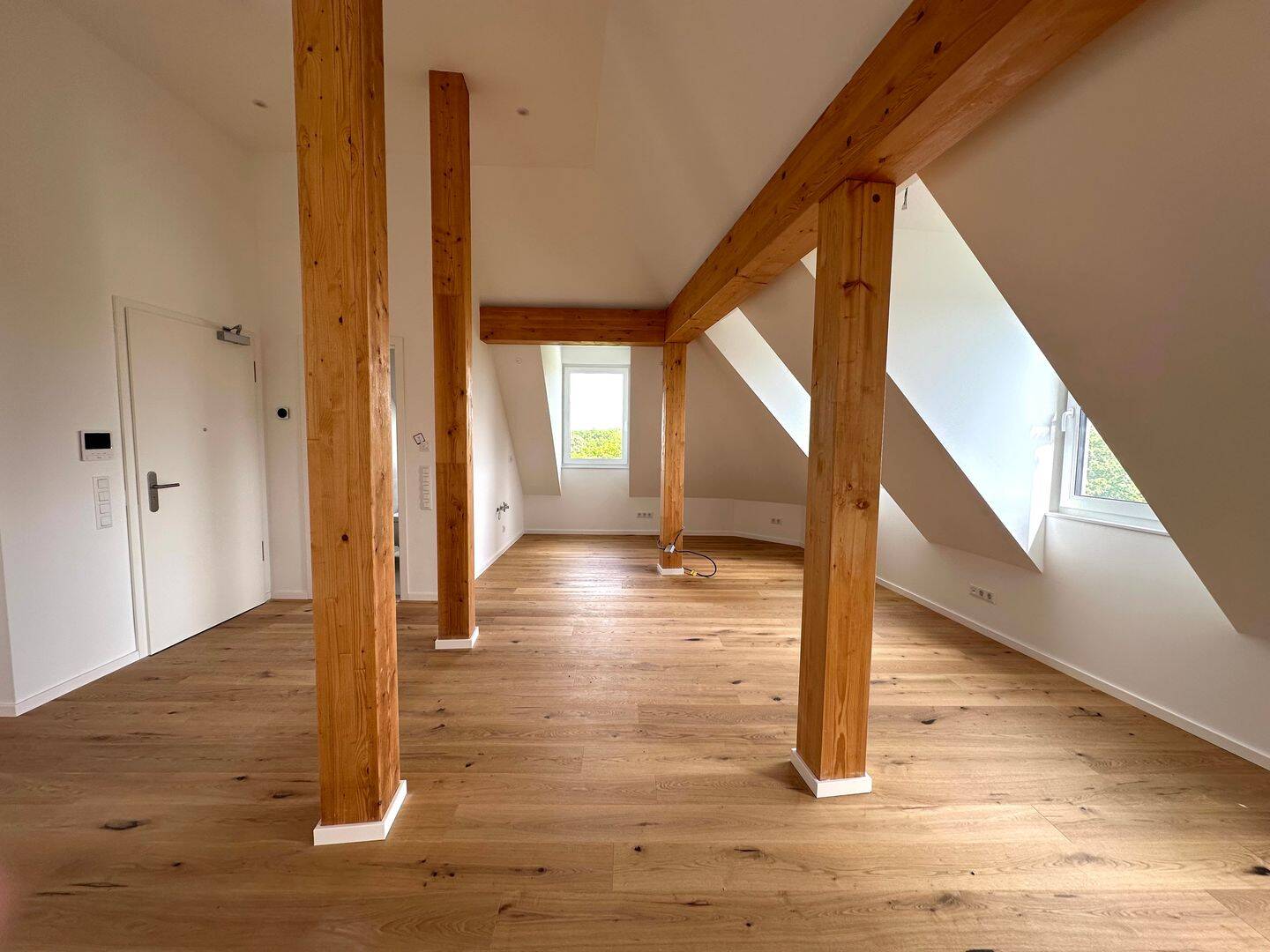 Schicke, bezugsfertige 3 Zi-Wohnung im Dach inkl. Klimaanlage I Modern & hochwertig I Energieeffizient – Leipzig – Vorschaubild 3