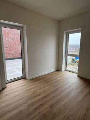 Sonne den ganzen Tag - 3-Zimmer Wohnung mit zwei Dachterrassen und Einbauküche am Oldenburger Fliegerhorst ! – 26127 Oldenburg – Vorschaubild 4