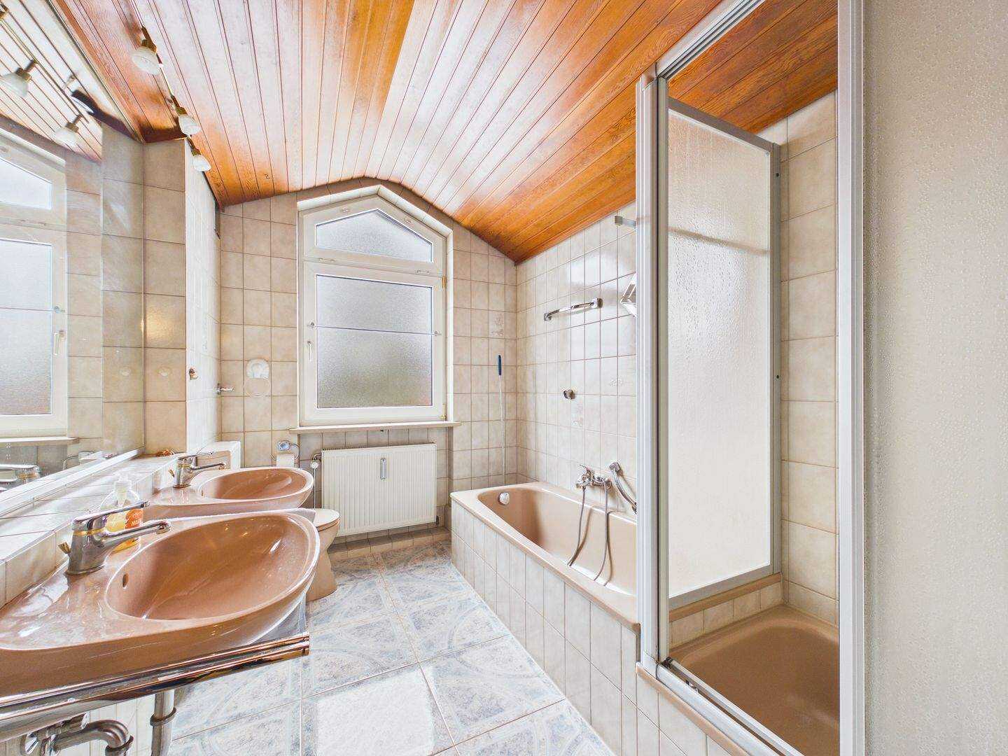 Moderne 3 Zimmer Wohnung auf zweit Etagen in Nürnberg Zerzabelshof mit Carport uvm.! – Nürnberg – Vorschaubild 4
