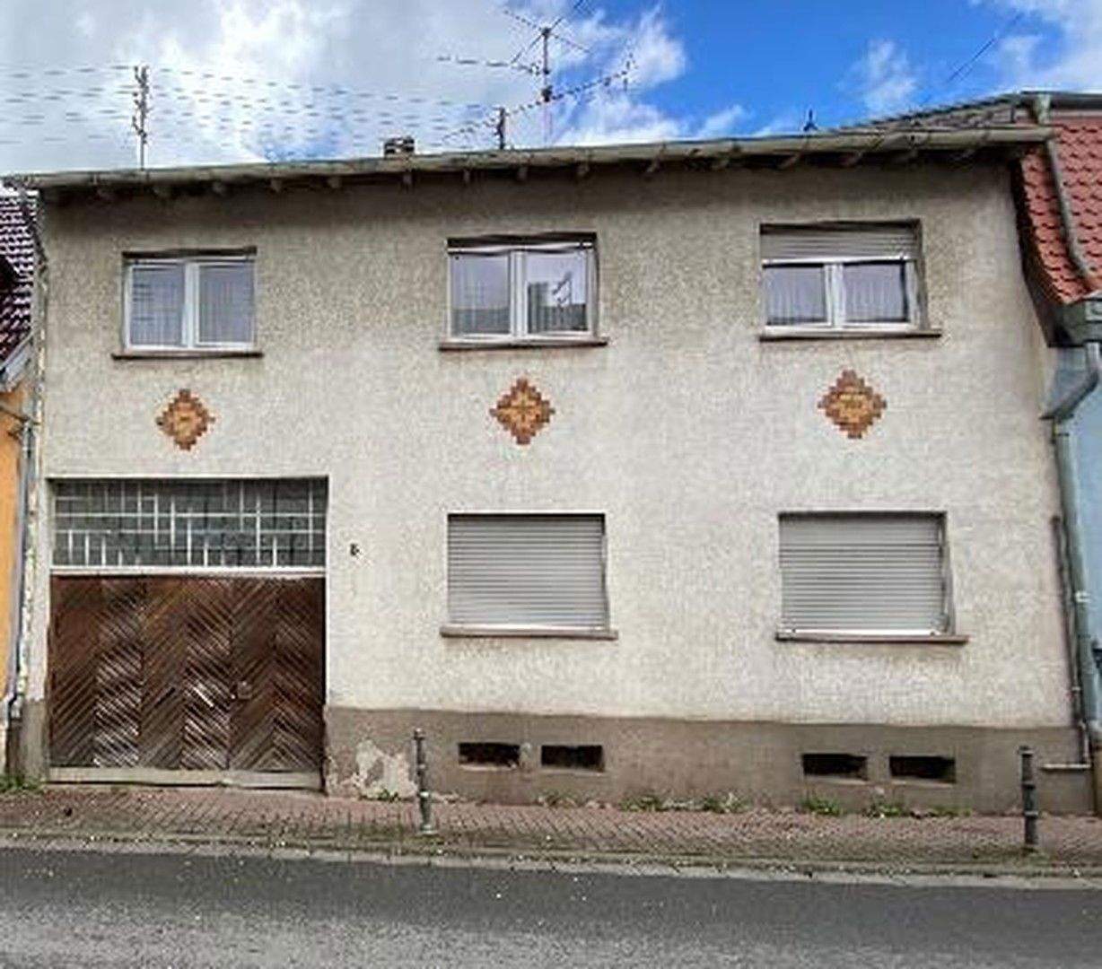 Großes Grundstück, Haus und Scheuer mit Ausbaupotential – Dossenheim – Bild 1 von 9