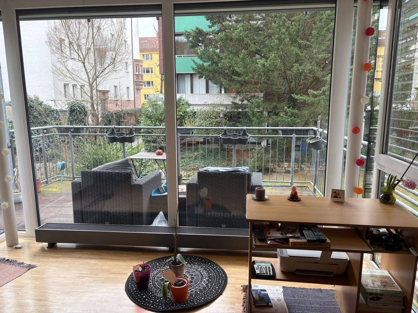 Stilvolle 2-Zimmer-Wohnung mit Balkon in Bestlage von Johannis sofort beziehbar. – Nürnberg – Vorschaubild 2