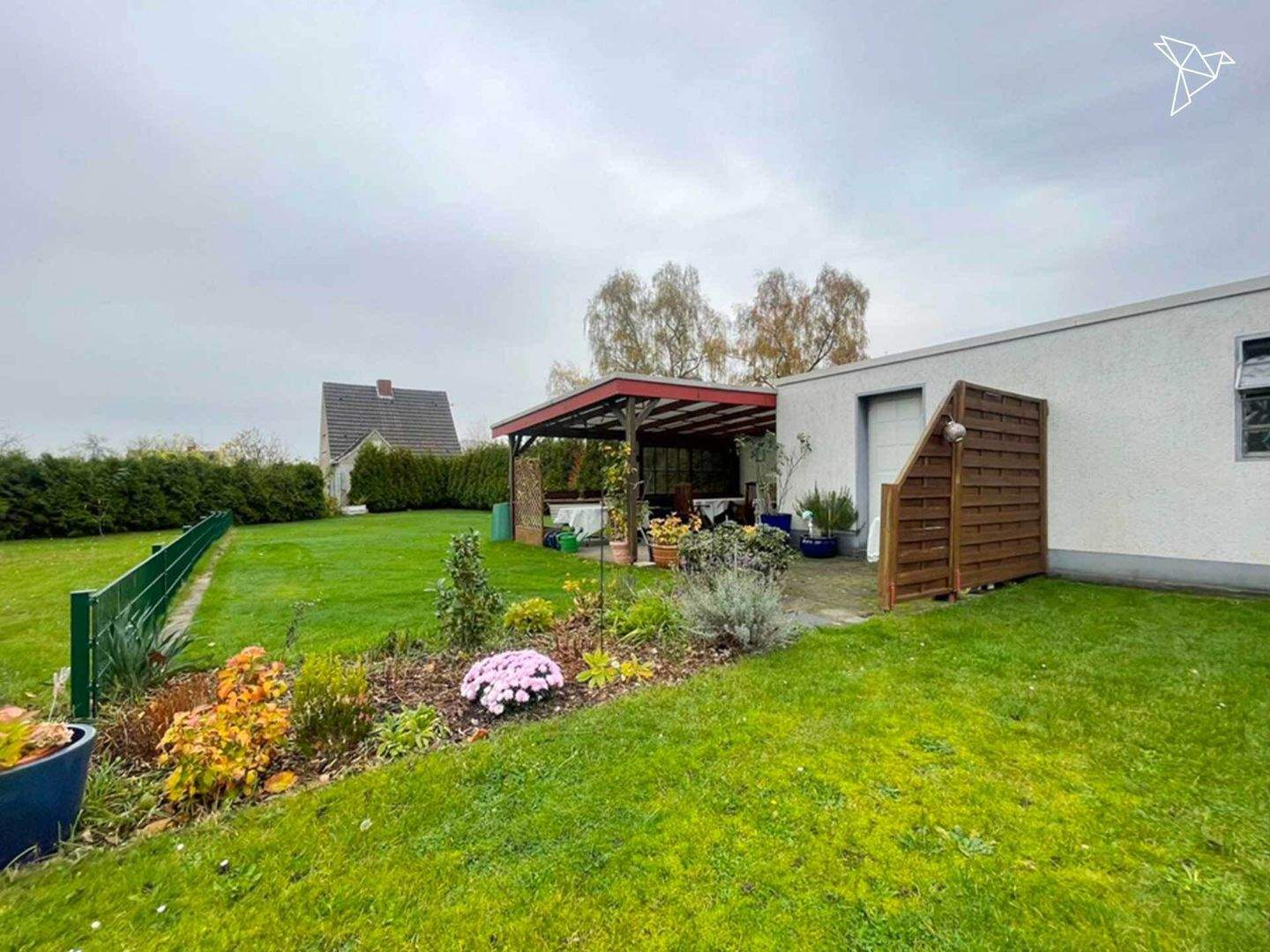 MIT HERRLICHEM AUSBLICK AUF DEN SCHREBERGARTEN ?? Gepflegtes MFH auf 681 m² in Castrop-Rauxel! – Castrop-Rauxel – Bild 1 von 9