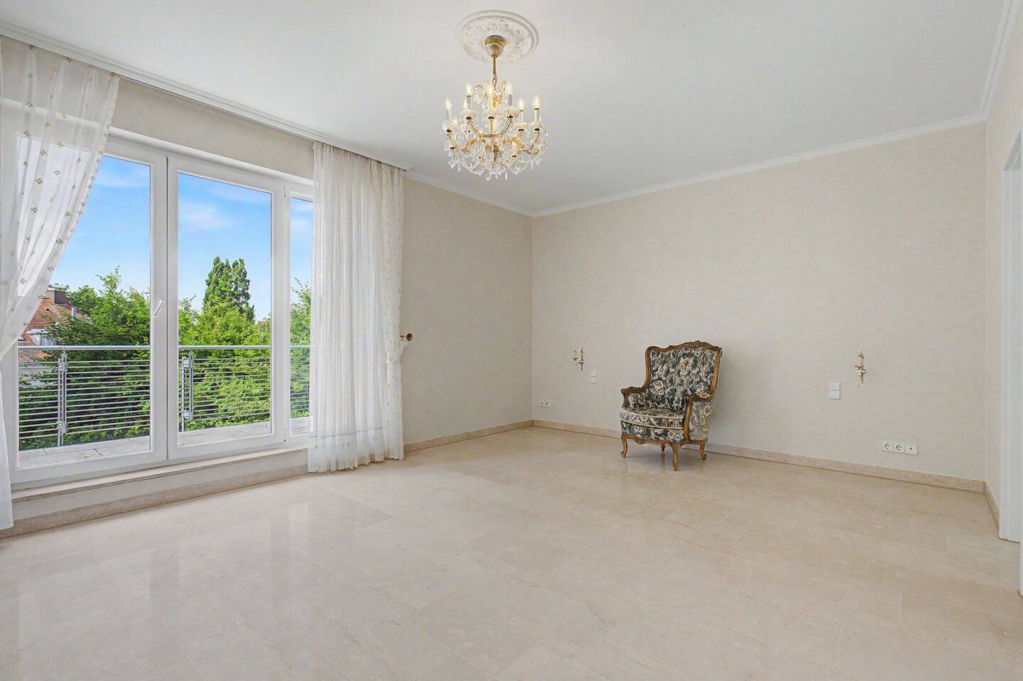 Exklusives Wohnen auf 176 m² - Penthouse mit 2 Terrassen, Kamin und neuer Einbauküche – Karlsruhe – Vorschaubild 4