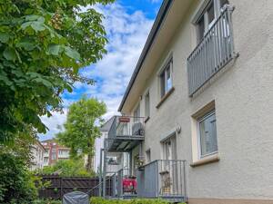 Tolle 4,5 Zimmer Etagenwohnung mit Stellplatz und Balkon – 70197 Stuttgart – Vorschaubild 3