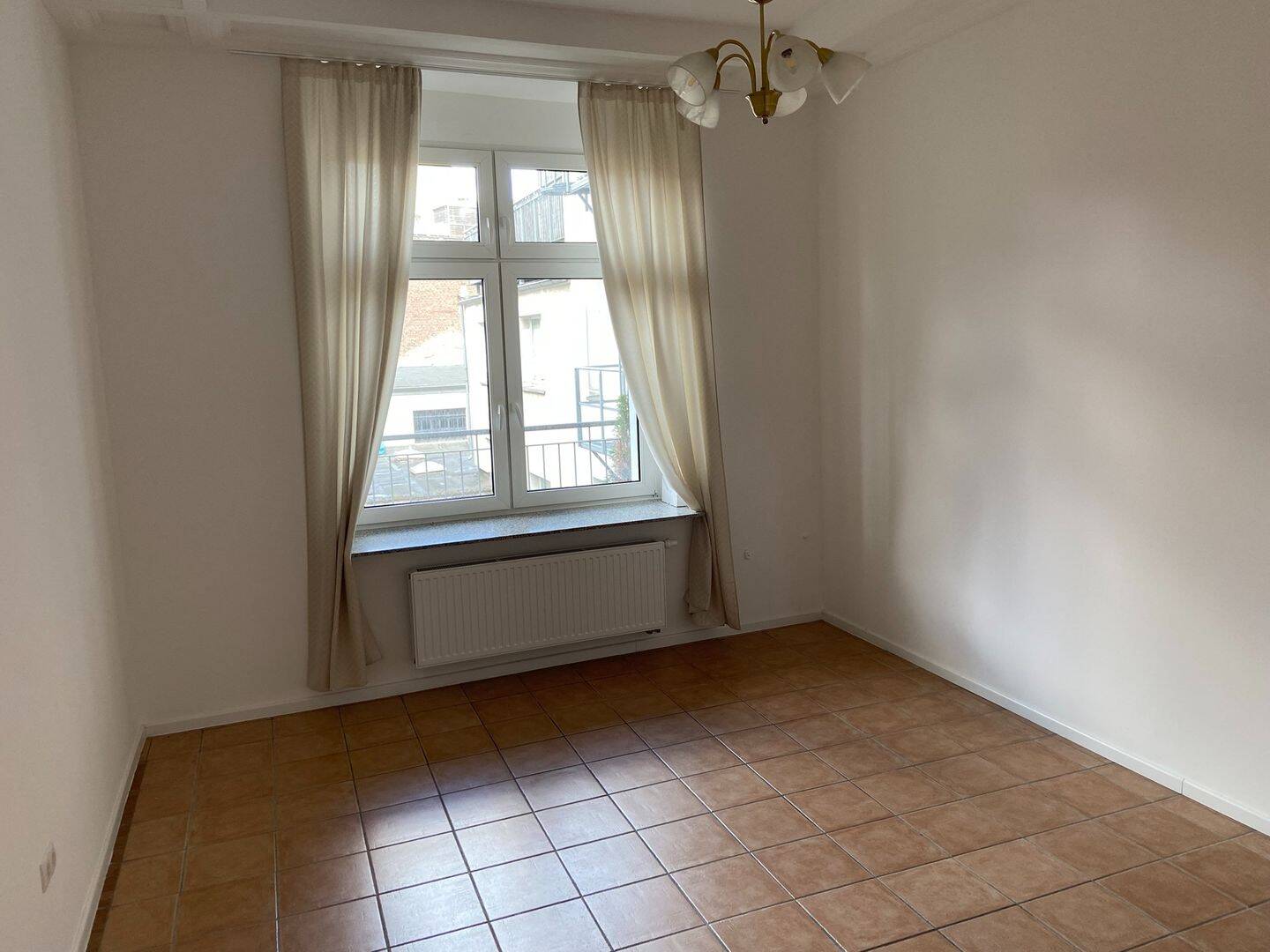 Großzügige 3-Zimmer-Wohnung mit Balkon – Köln – Vorschaubild 8