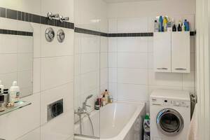 Sichere Mieteinnahmen - Gepflegte DG-Wohnung mit Dachbodennutzung – 10318 Berlin – Vorschaubild 4