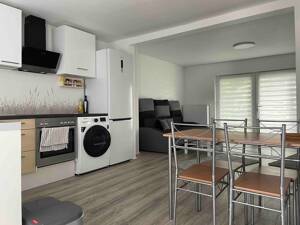 Monteur- Handwerkerzimmer, Gartennutz.+ Grillen, bis 6 Personen, 30,- EUR Nacht/Person – 23554 Lübeck – Vorschaubild 2