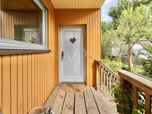 Wo Gemütlichkeit zu Hause ist: Familienidylle mit natürlichem Charme in ruhiger wassernaher Lage – 12589 Berlin – Vorschaubild 2