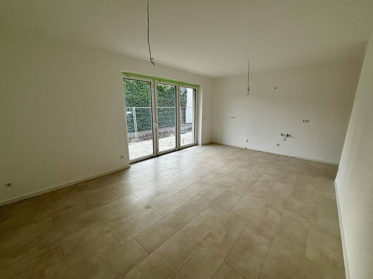 Barrierefreie 3 Zimmer ETW mit Terrasse in Schnelsen! – 22457 Hamburg – Bild 1 von 9
