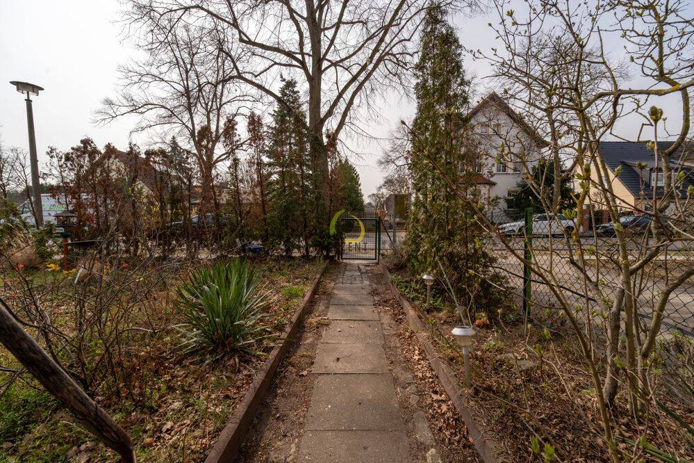 Platz für Ideen: Vielseitig nutzbares Grundstück mit Einfamilienhaus / Mehrgenerationenhaus – Berlin – Vorschaubild 8