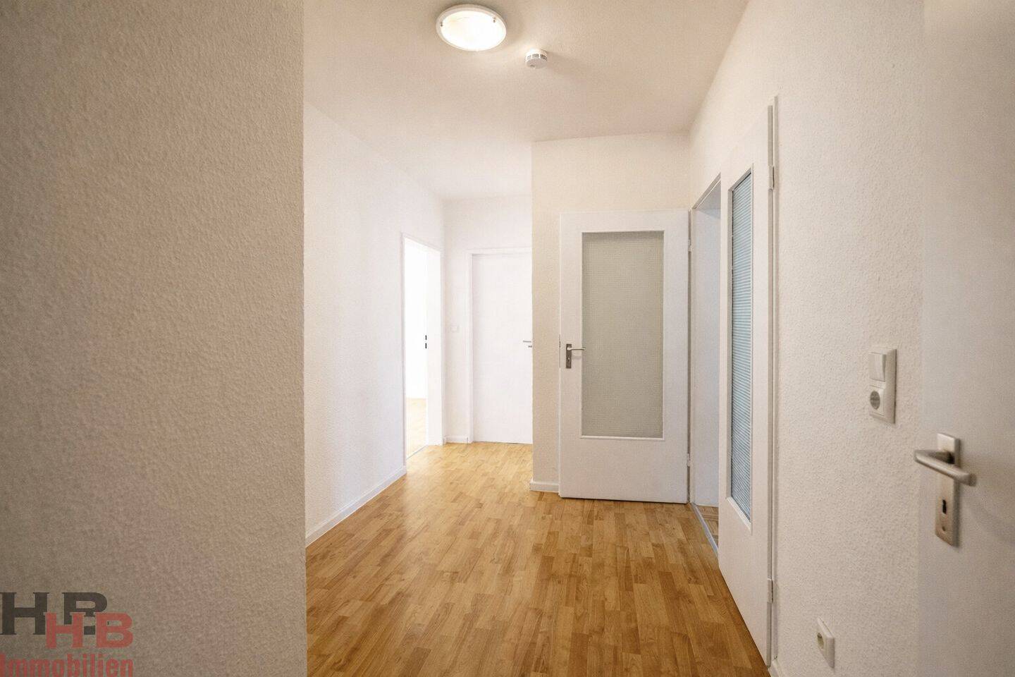 BESTLAGE - vordere Wachmannstraße, sanierte 3-Zimmer-Wohnung – Bremen – Vorschaubild 2