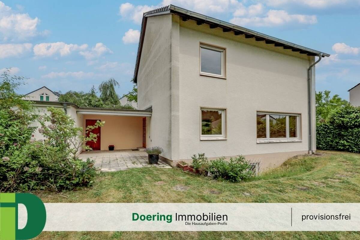Einfamilienhaus mit Garten, Terrasse und Garage in Bonn-Niederholtorf – 53229 Bonn – Bild 1 von 9