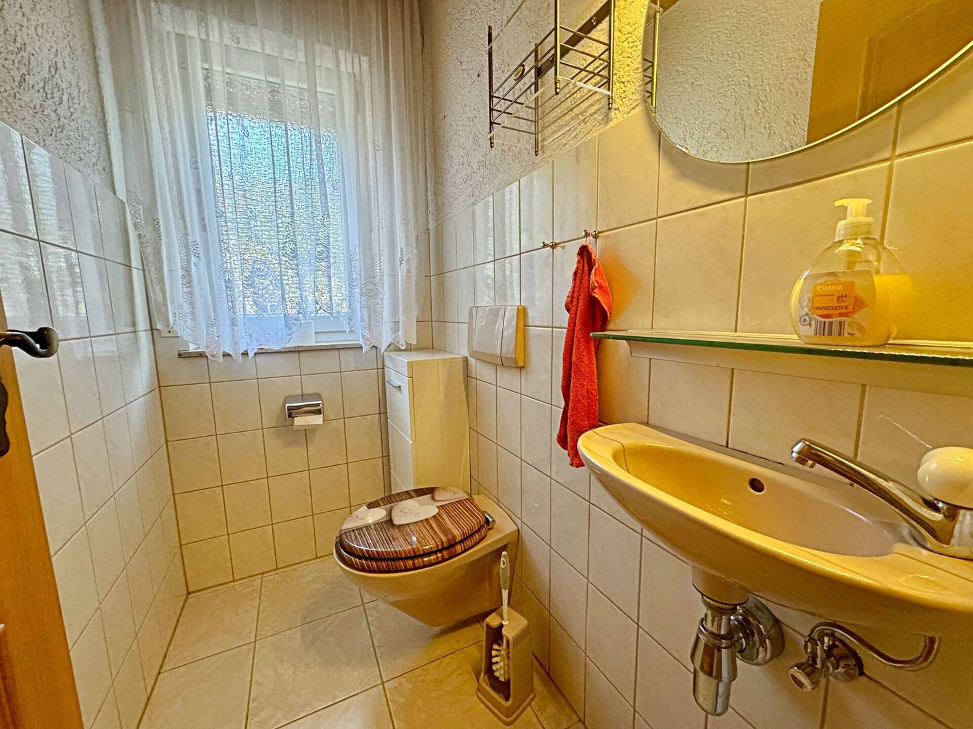 Erdgeschosswohnung in 88605 Meßkirch mit 153 m² kaufen